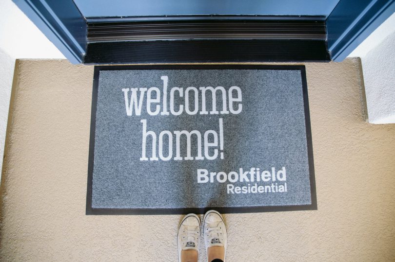 2016 Front Door Decor Brookfield Residential 