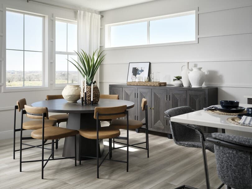 Artisan 4 Dining Room at Barefoot Lakes in Firestone CO