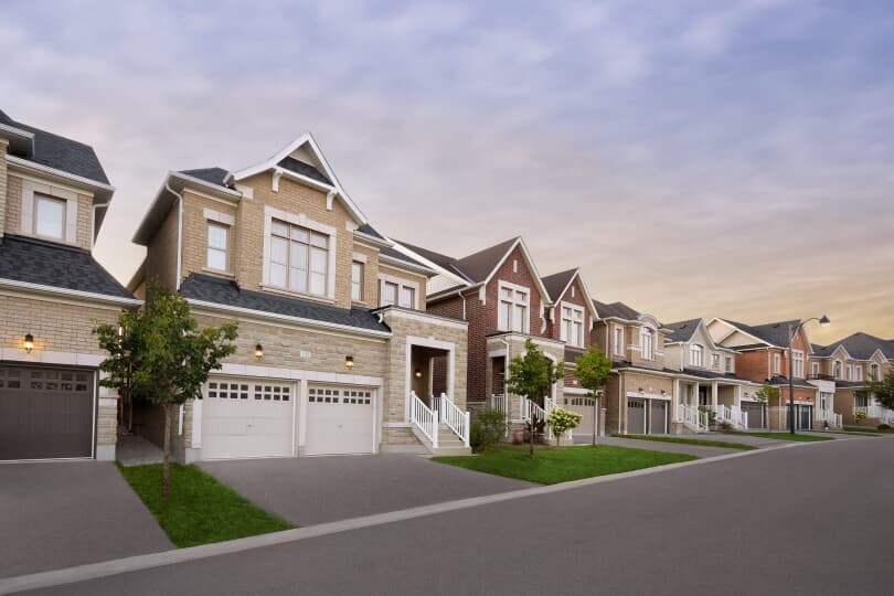 Exterior street scene of homes in a Brookfield Residential community in the GTA